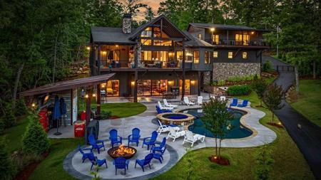 66 Rome Point