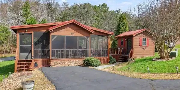 52 Frontier Way
