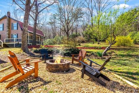 173 Laurel Hill