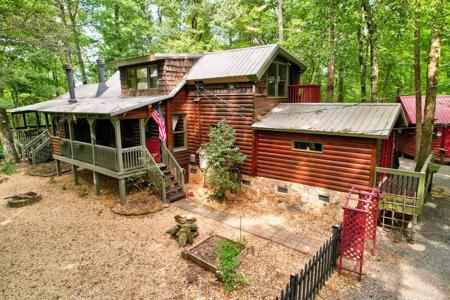 25 Briar Creek Drive