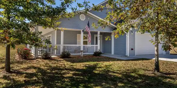 123 Hunter Lane