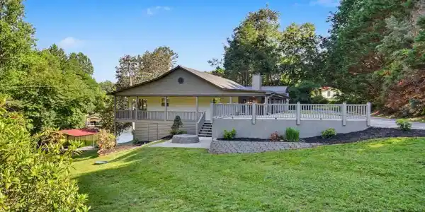 1105 Henson Road