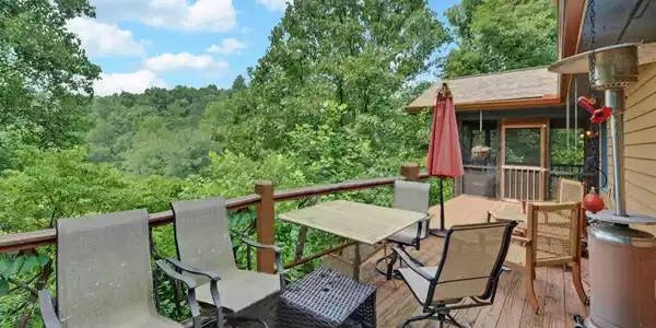 475 Rivercane Road