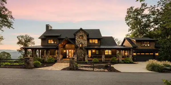 684 Overlook Road