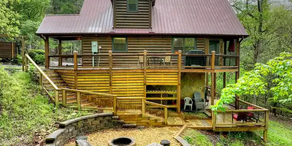 294 Oakwood Trail