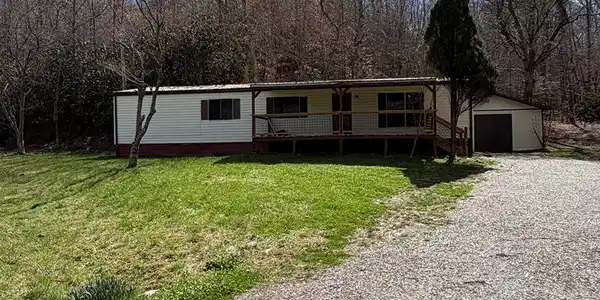 3086 E Old Hwy 64e