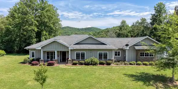 314 Winchester Cove Road
