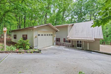 344 Robertson Drive