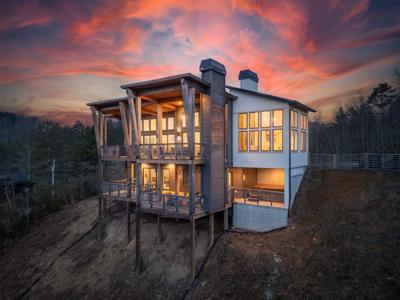 45 Eagle Watch Court