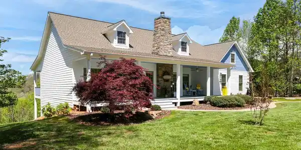 935 White Oak Drive