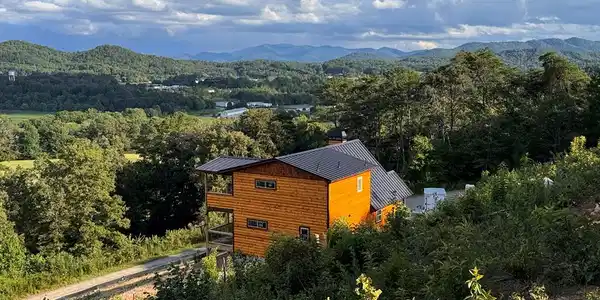 106 Mistletoe Ridge