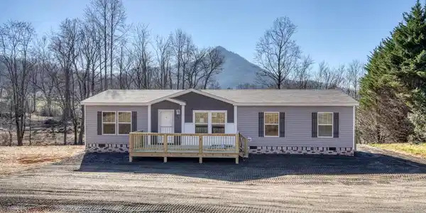 2045 Upper Bell Creek Road