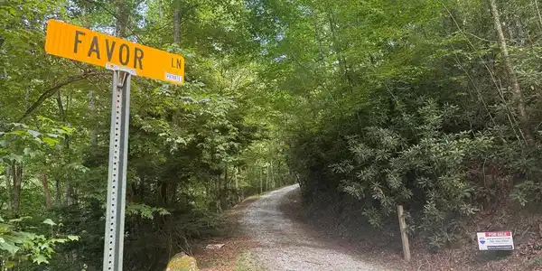 Favor Lane