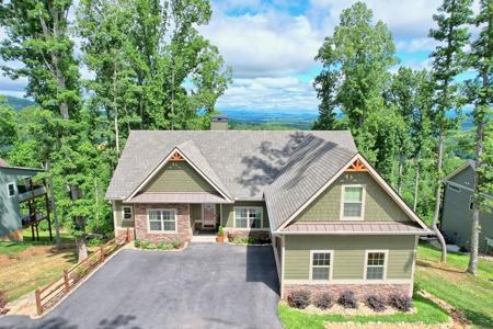 760 Winding Ridge