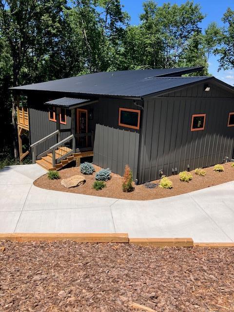 Image 3: Front of Home