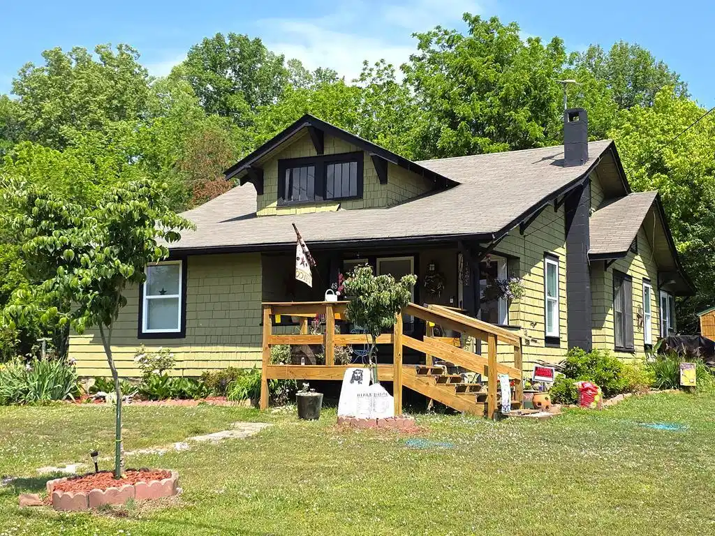 Image 1: Main View