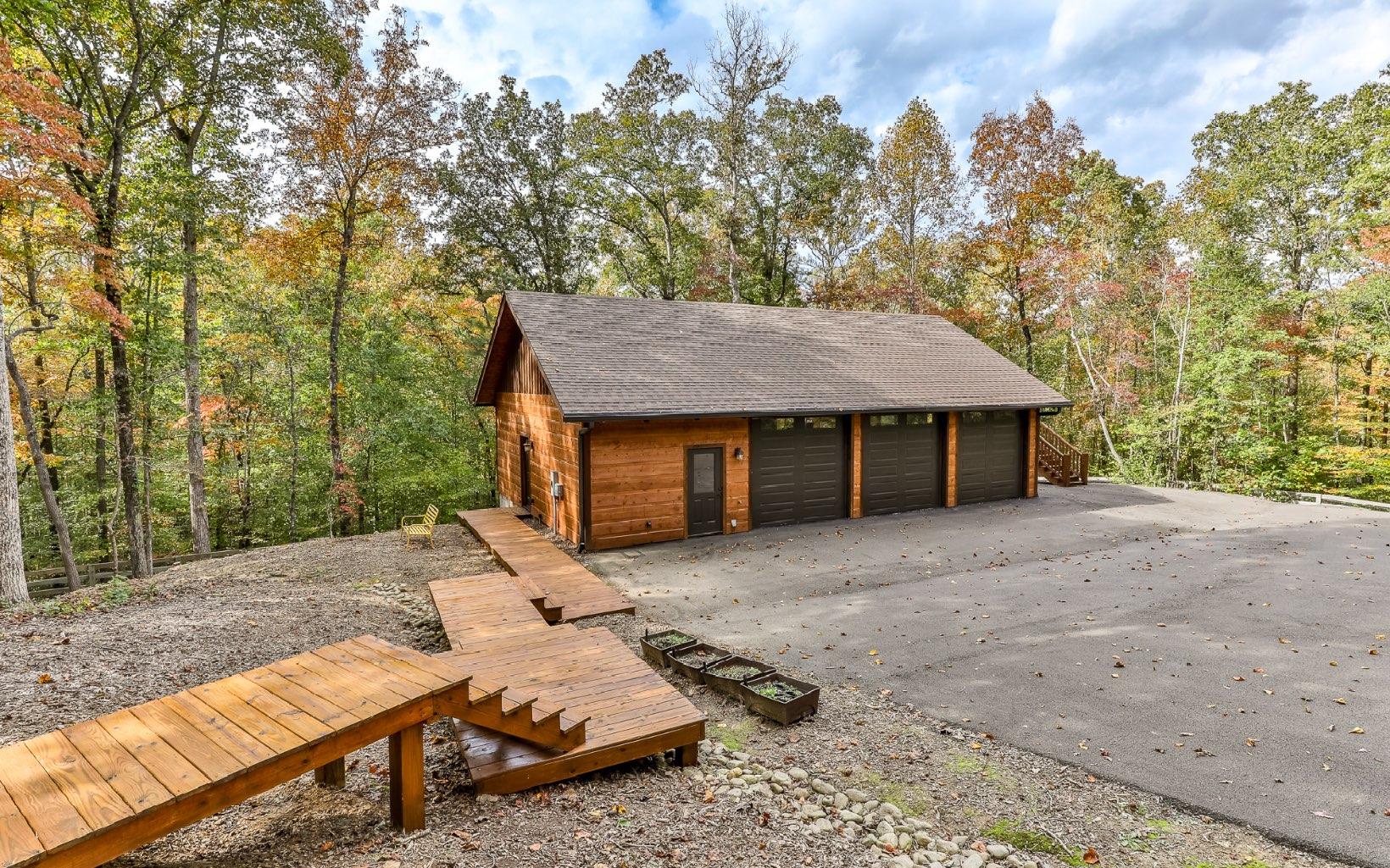 Image 3: Additional View