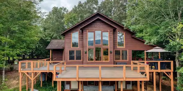 42 Wellington Drive