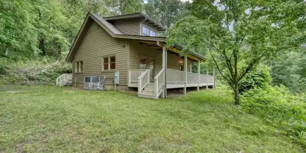 988 Yorkhouse Road