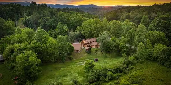 1898 Kimsey Dairy Road