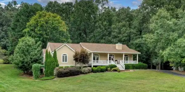 174 Oak Lane