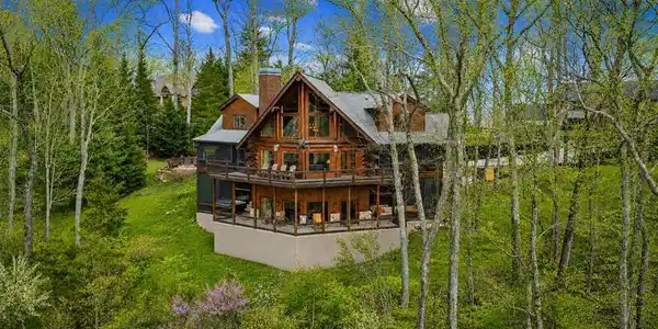 602 Overlook Drive