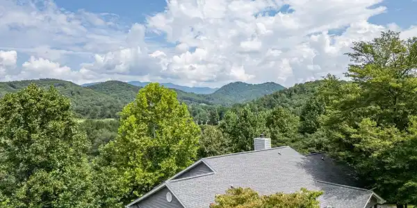 208 Oak Forest Circle