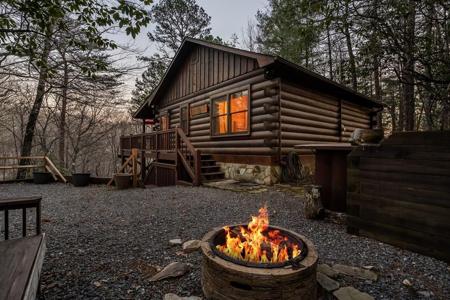 102 Briar Creek