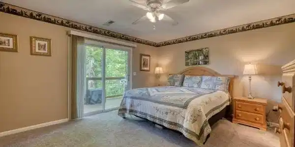 Image 4: Primary Bedroom