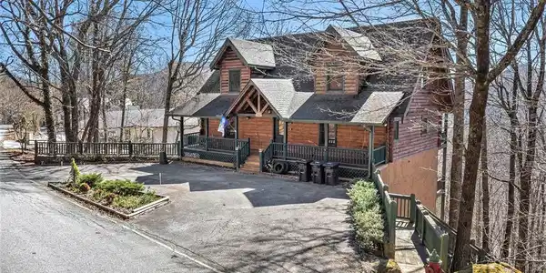 1007 Sky High Drive