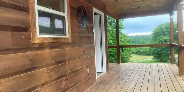 Image 3: Entry Porch