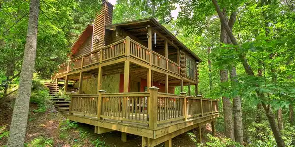 135 Tomahawk Trail