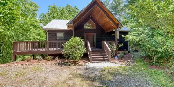 855 Smokey Hollow Drive