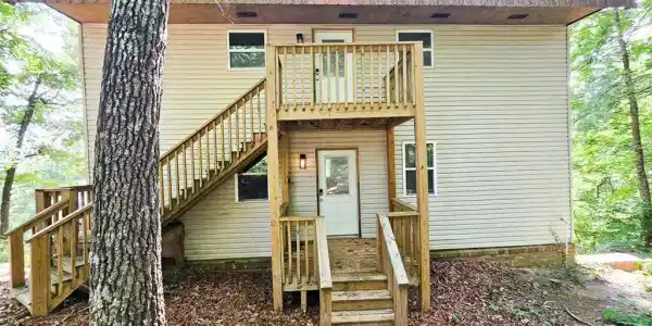 128 Manor Drive