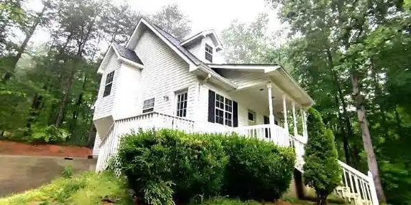 Image 2: Front