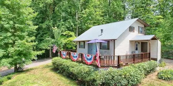 3259 Coffey Lane