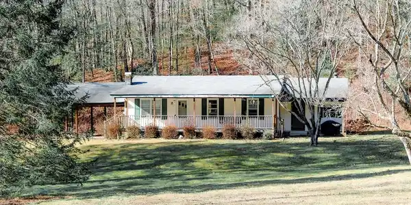 40 South Lucius Road