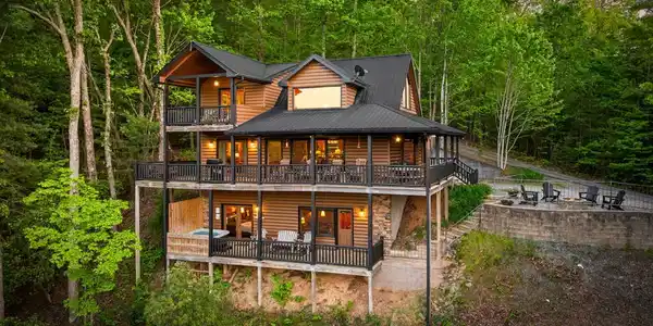 607 Rhonda Lane