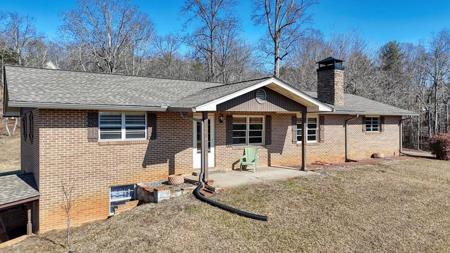 85 Chatuge Shores Circle