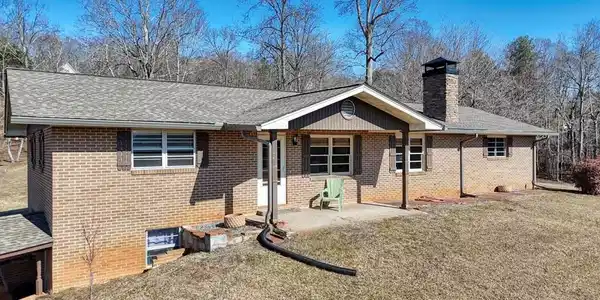 85 Chatuge Shores Circle