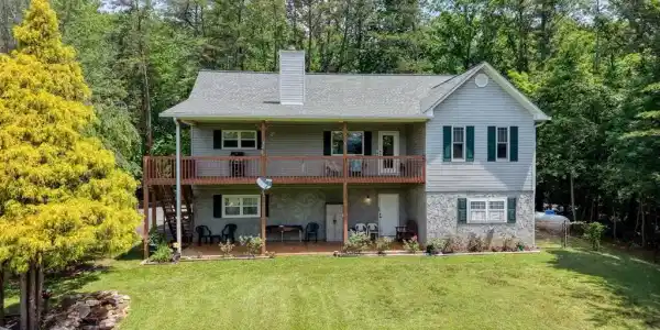352 South Meadows Drive