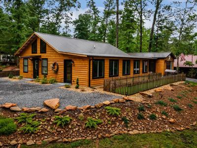 50 Whispering Hills Road