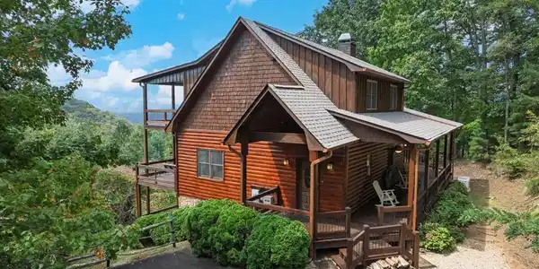 499 Raven Ridge Circle