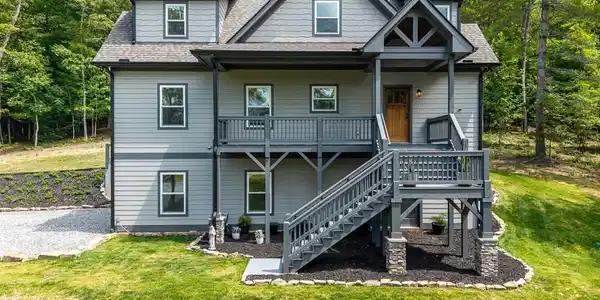 396 Greenfield Road