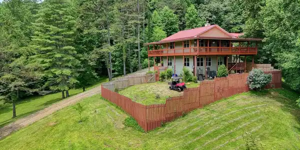 84 Vella Ridge Lane
