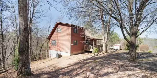 1544 Country Walk