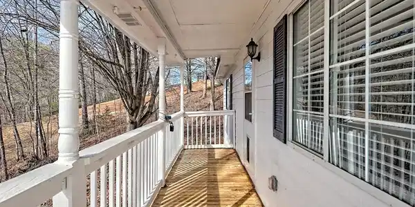 125 Moore View Drive