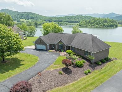 1537 Victoria Woods Drive