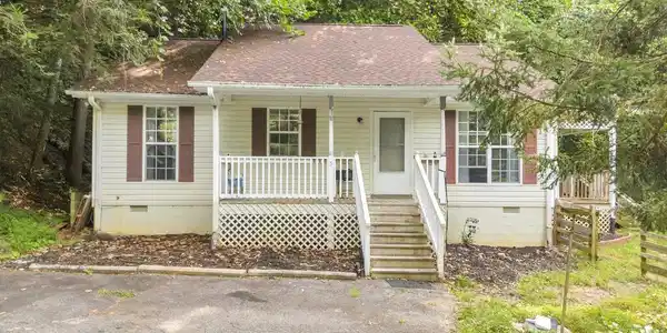549 Travaden Trail
