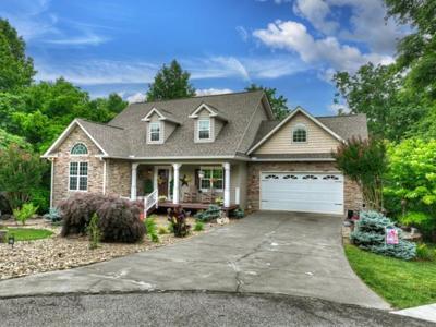 113 Dundee Drive